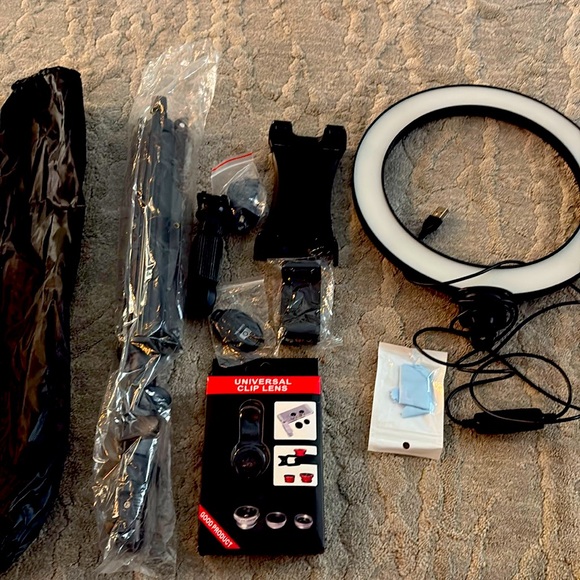 Ring light with stand - Picture 1 of 8